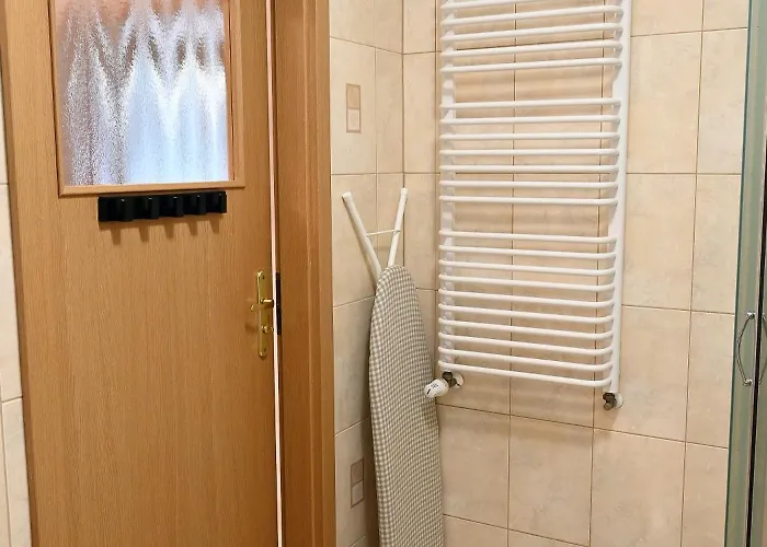 Apartament Dwupoziomowy, Duży Z Garażem I Sauną