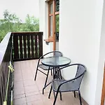 Dwupoziomowy, Duzy Z Garazem I Sauna Апартаменты *